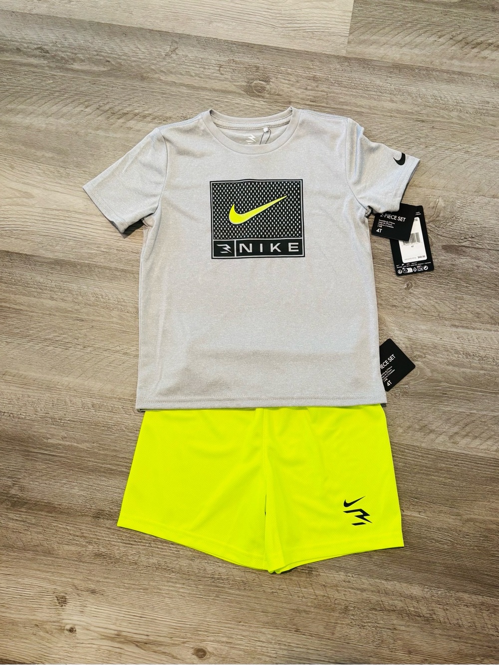 New Nike gray logo shirt & neon yellow shorts 2 piece set